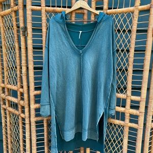 Free People • Queen O Hearts Tunic Sweater Top